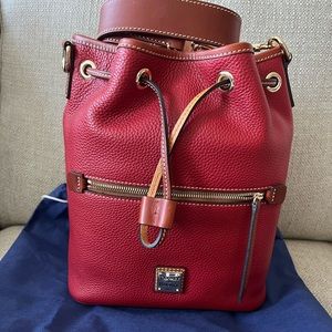Like New Dooney & Bourke Red Drawstring Shoulder Bag